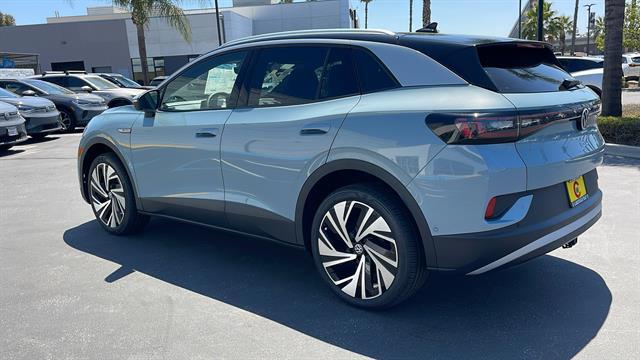 2025 Volkswagen ID.4 Pro S Plus Corona CA