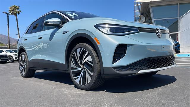 2025 Volkswagen ID.4 Pro S Plus Corona CA