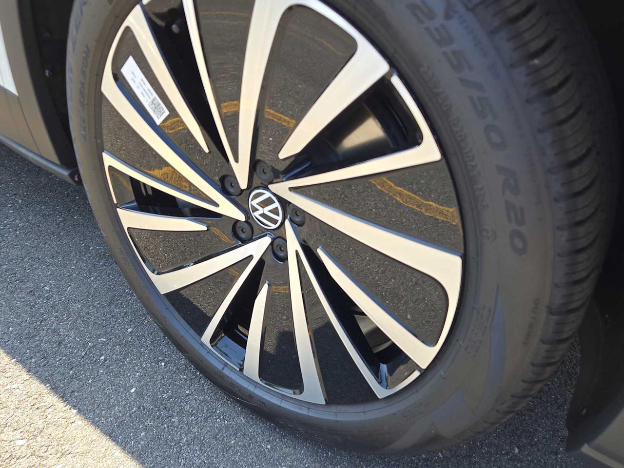 2025 Volkswagen ID.4 Pro Wellesley MA