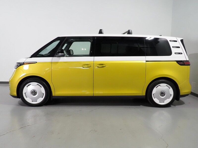 2025 Volkswagen ID. Buzz 1st Edition 4MOTION *NAVIGATION, ADAPTIVE CRUISE, SAFETY ALERTS, 360 CAMERAS, PANO GLASS ROOF, CLIMATE/MASSAGE SEATS, 2ND ROW CAPTAIN&apos;S, HARMAN/KARDON, WIRELESS CHARGING, ANDROID & APPLE Round Rock TX