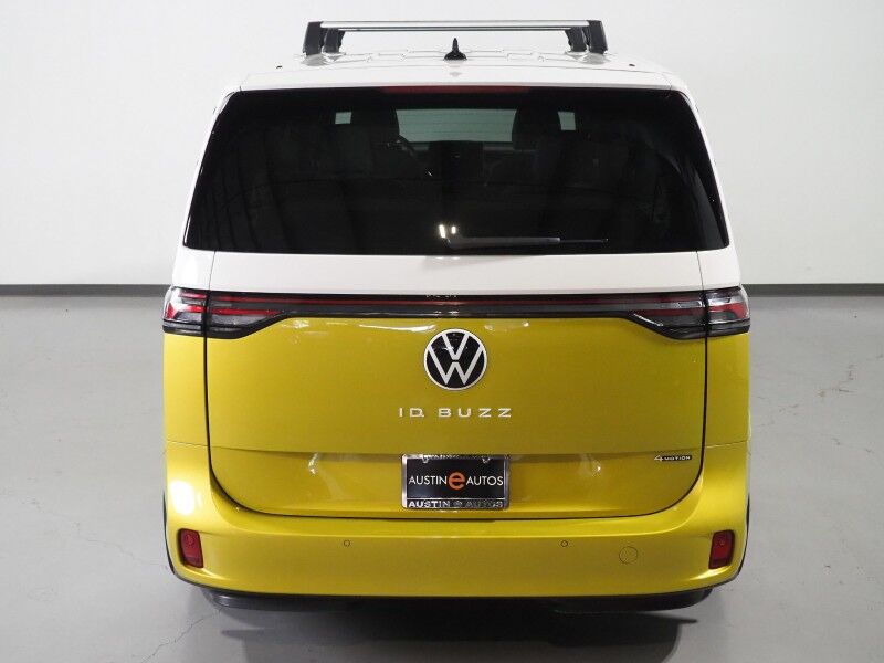 2025 Volkswagen ID. Buzz 1st Edition 4MOTION *NAVIGATION, ADAPTIVE CRUISE, SAFETY ALERTS, 360 CAMERAS, PANO GLASS ROOF, CLIMATE/MASSAGE SEATS, 2ND ROW CAPTAIN&apos;S, HARMAN/KARDON, WIRELESS CHARGING, ANDROID & APPLE Round Rock TX
