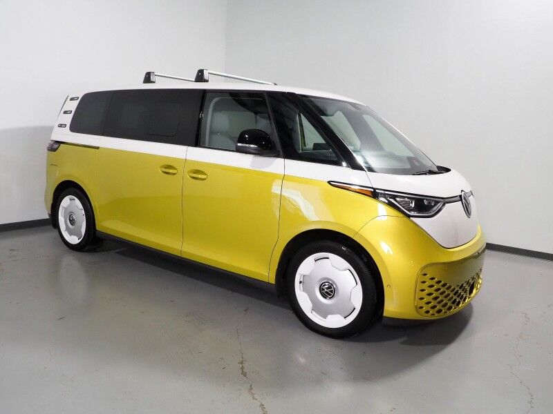 2025 Volkswagen ID. Buzz 1st Edition 4MOTION *NAVIGATION, ADAPTIVE CRUISE, SAFETY ALERTS, 360 CAMERAS, PANO GLASS ROOF, CLIMATE/MASSAGE SEATS, 2ND ROW CAPTAIN&apos;S, HARMAN/KARDON, WIRELESS CHARGING, ANDROID & APPLE Round Rock TX