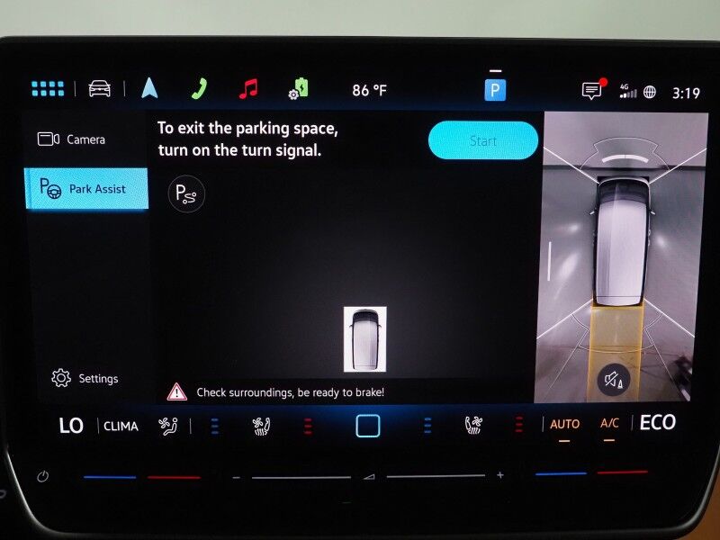 2025 Volkswagen ID. Buzz 1st Edition 4MOTION *NAVIGATION, ADAPTIVE CRUISE, SAFETY ALERTS, 360 CAMERAS, PANO GLASS ROOF, CLIMATE MASSAGE SEATS, HEATED STEERING, 2ND ROW CAPTAIN'S, HARMAN/KARDON, WIRELESS CHARGING, ANDROID & APPLE Round Rock TX