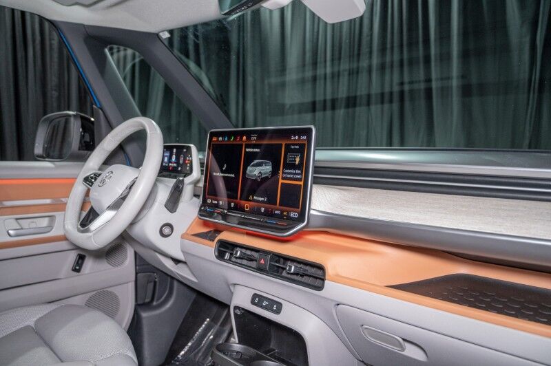 2025 Volkswagen ID. Buzz 1st Edition 4MOTION w/Two-Tone Mini-van, Passenger Van Peoria AZ