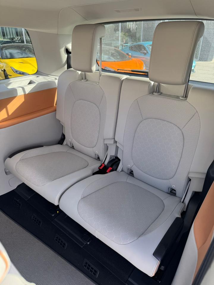 2025 Volkswagen ID. Buzz 1st Edition Indianapolis IN