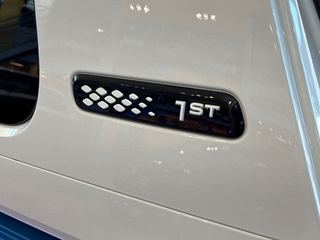 2025 Volkswagen ID. Buzz 1st Edition Peace Van San Juan Capistrano CA