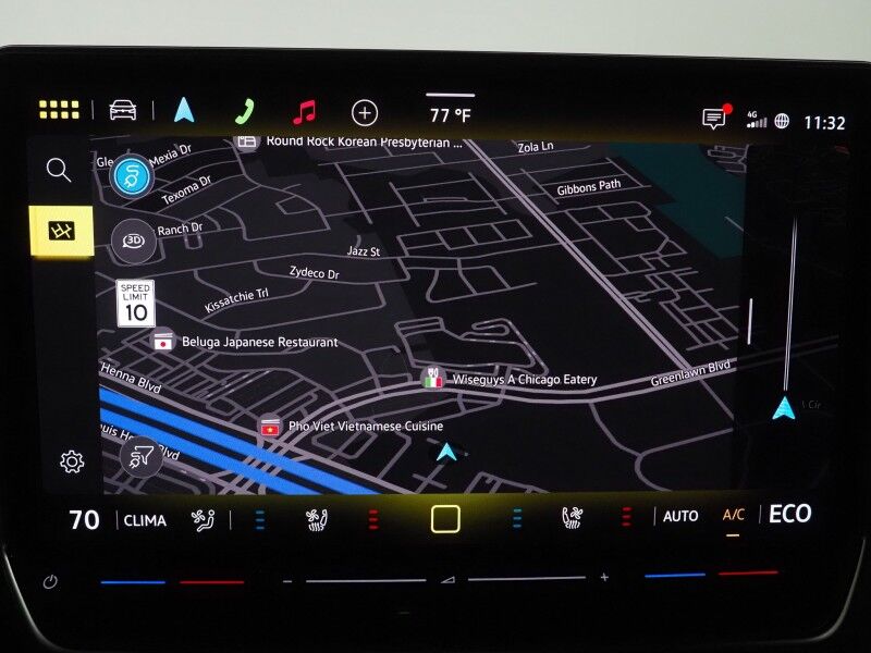 2025 Volkswagen ID. Buzz Pro S *NAVIGATION, ADAPTIVE CRUISE, SAFETY ALERTS, BACKUP-CAMERA, COLOR TOUCHSCREEN, CLIMATE/MASSAGE SEATS, HEATED STEERING, POWER LIFTGATE, WIRELESS CHARGING, ANDROID & APPLE Round Rock TX