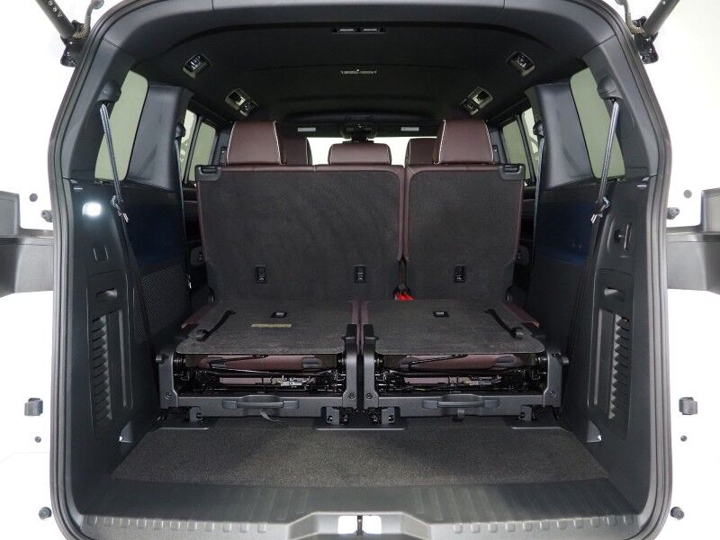 2025 Volkswagen ID. Buzz Pro S *NAVIGATION, ADAPTIVE CRUISE, SAFETY ALERTS, BACKUP-CAMERA, COLOR TOUCHSCREEN, CLIMATE/MASSAGE SEATS, HEATED STEERING, POWER LIFTGATE, WIRELESS CHARGING, ANDROID & APPLE Round Rock TX