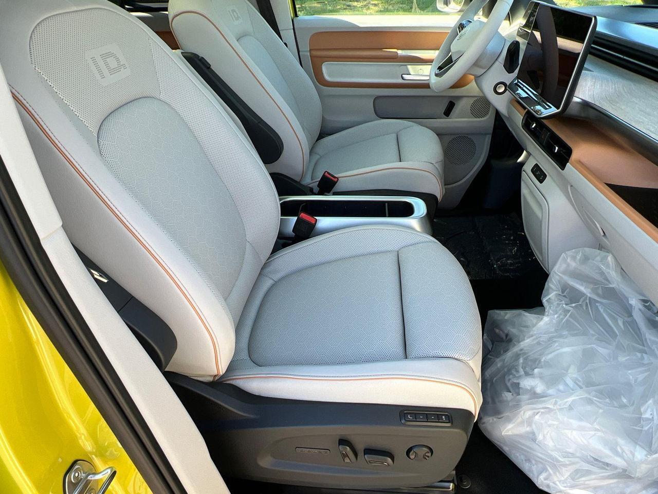 2025 Volkswagen ID. Buzz Pro S Plus Hagerstown MD