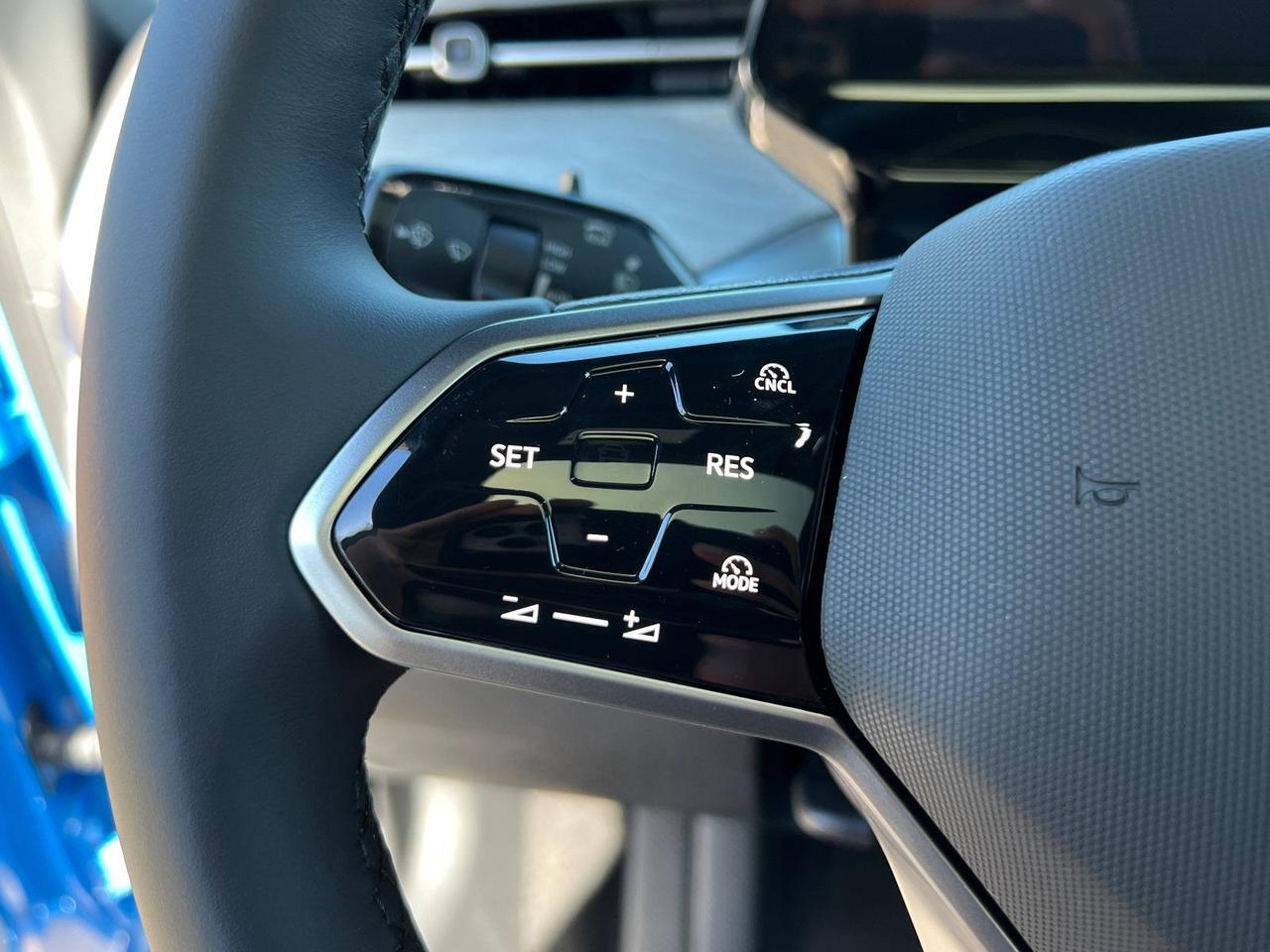 2025 Volkswagen ID. Buzz Pro S Plus Hagerstown MD