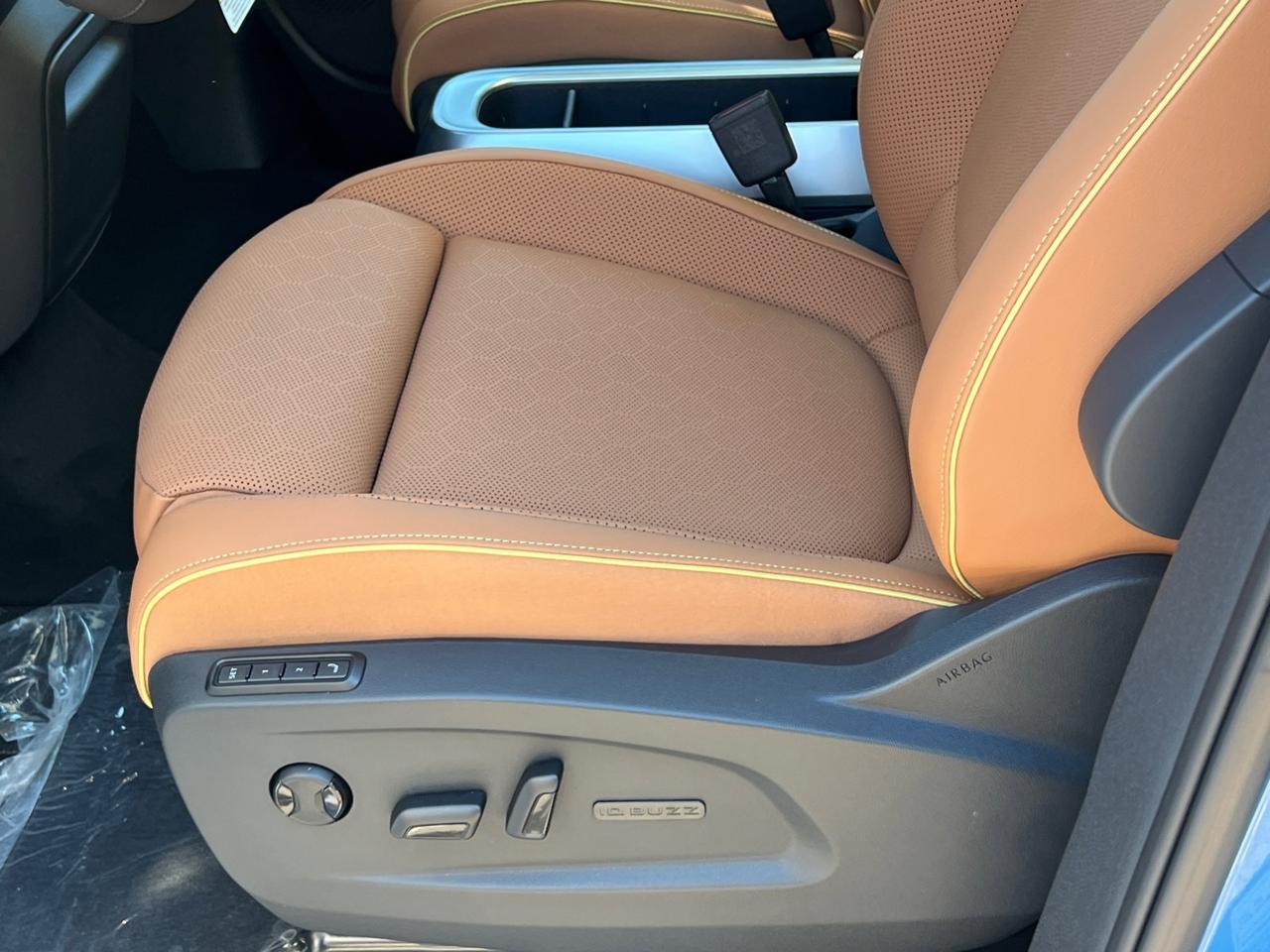 2025 Volkswagen ID. Buzz Pro S Plus Hagerstown MD