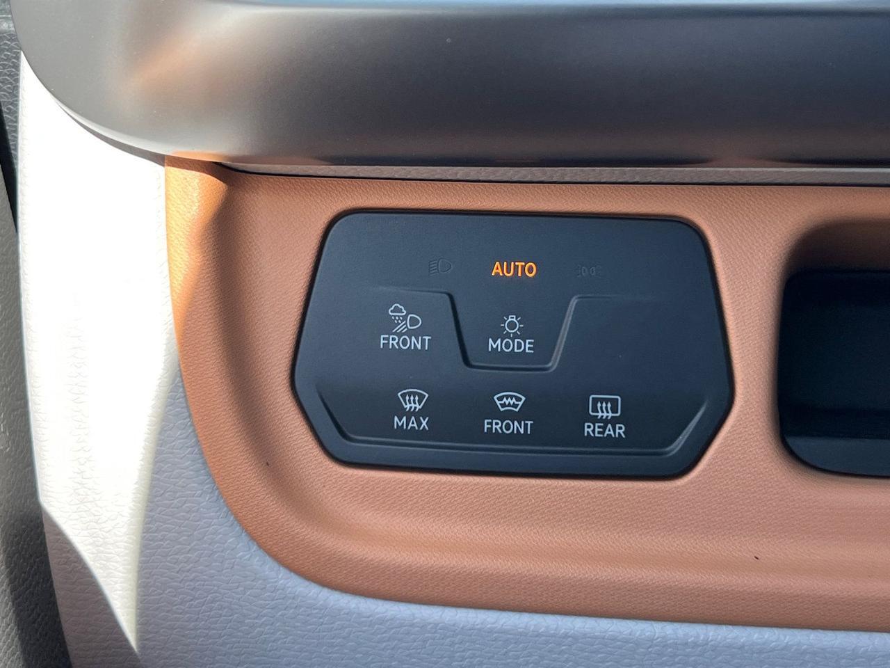 2025 Volkswagen ID. Buzz Pro S Plus Hagerstown MD