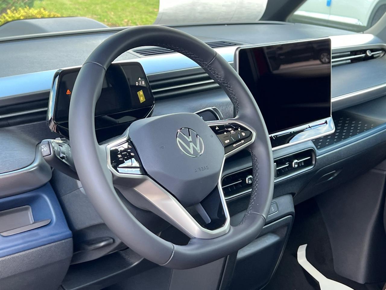 2025 Volkswagen ID. Buzz Pro S Plus Hagerstown MD