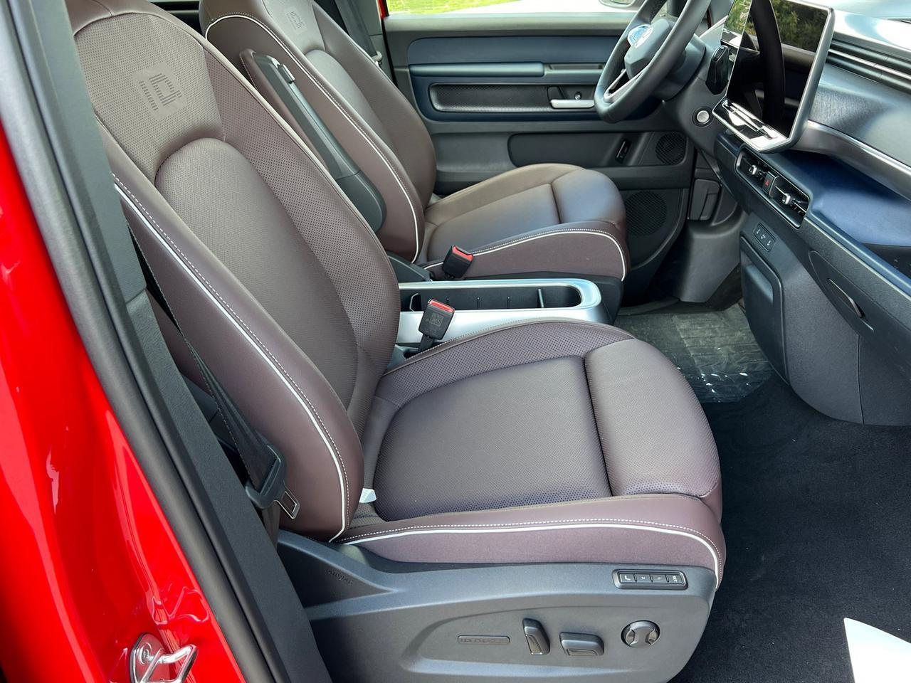 2025 Volkswagen ID. Buzz Pro S Plus Hagerstown MD