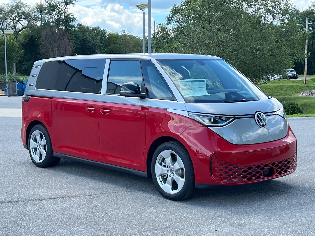 2025 Volkswagen ID. Buzz Pro S Plus Hagerstown MD