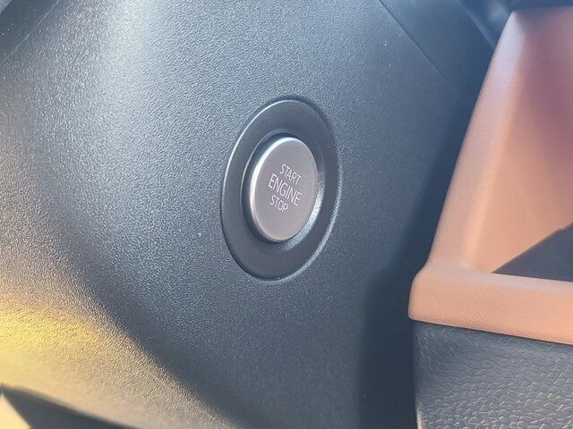 2025 Volkswagen ID. Buzz Pro S Plus Springfield VA