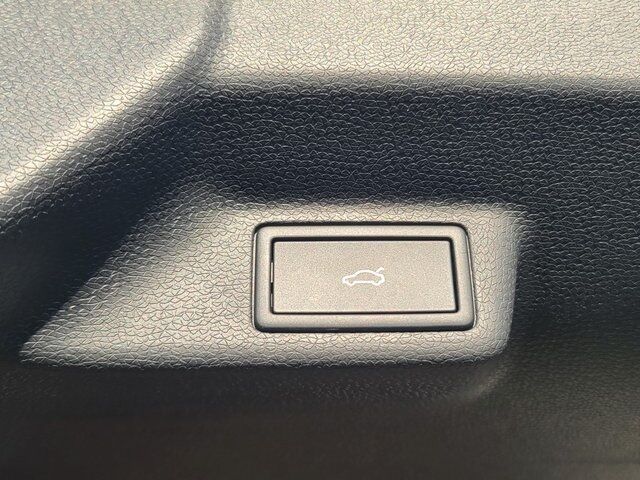 2025 Volkswagen ID. Buzz Pro S Plus Springfield VA