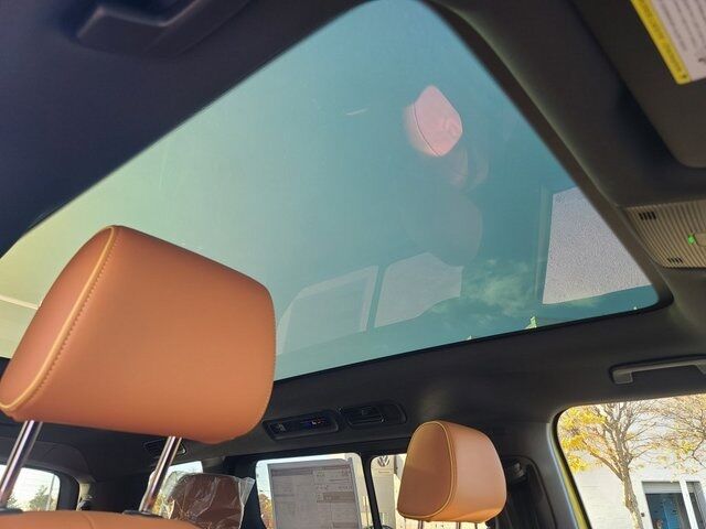 2025 Volkswagen ID. Buzz Pro S Plus Springfield VA