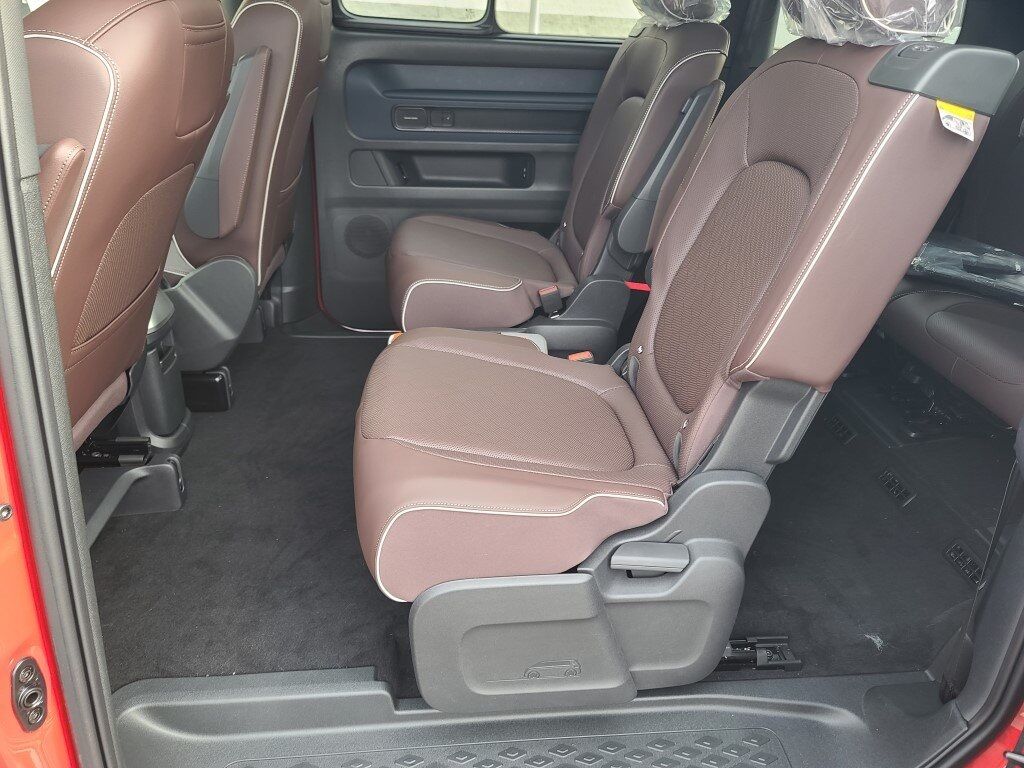 2025 Volkswagen ID. Buzz Pro S Plus Springfield VA