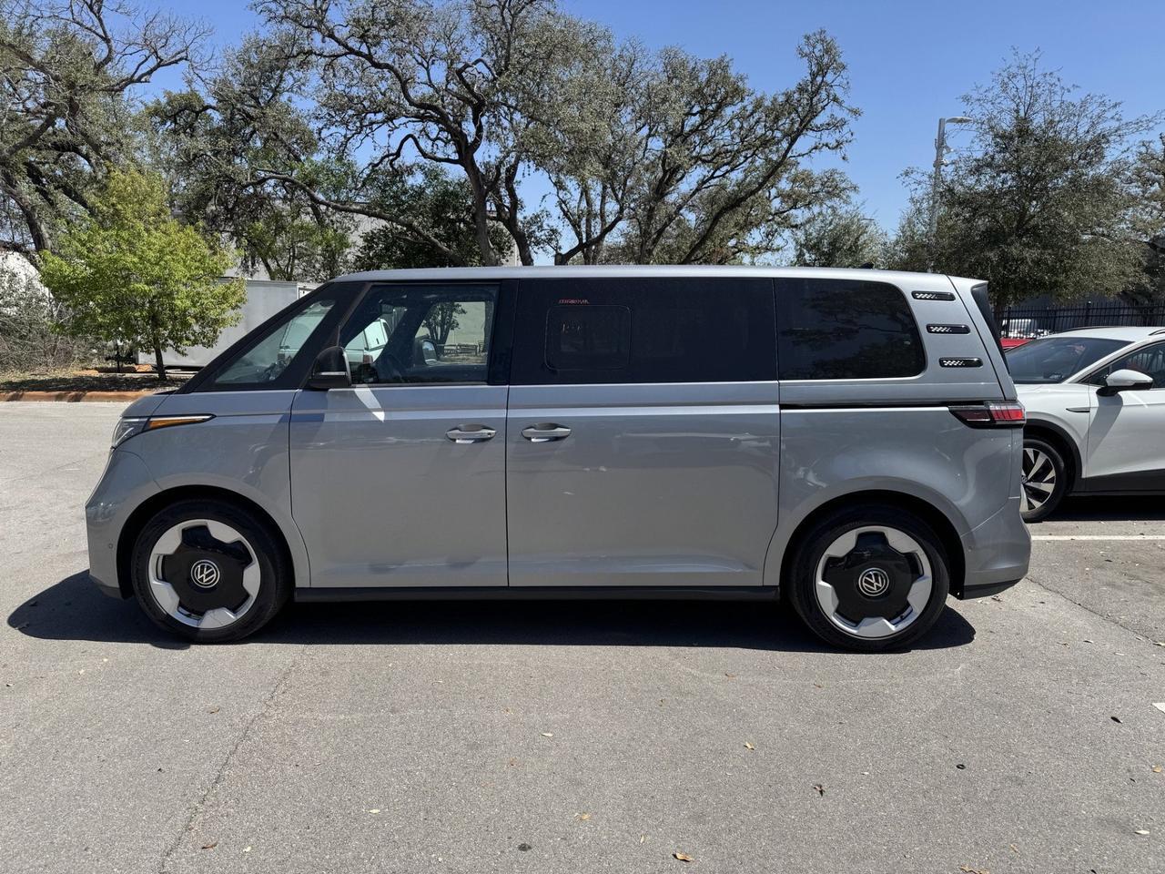 2025 Volkswagen ID. Buzz Pro S