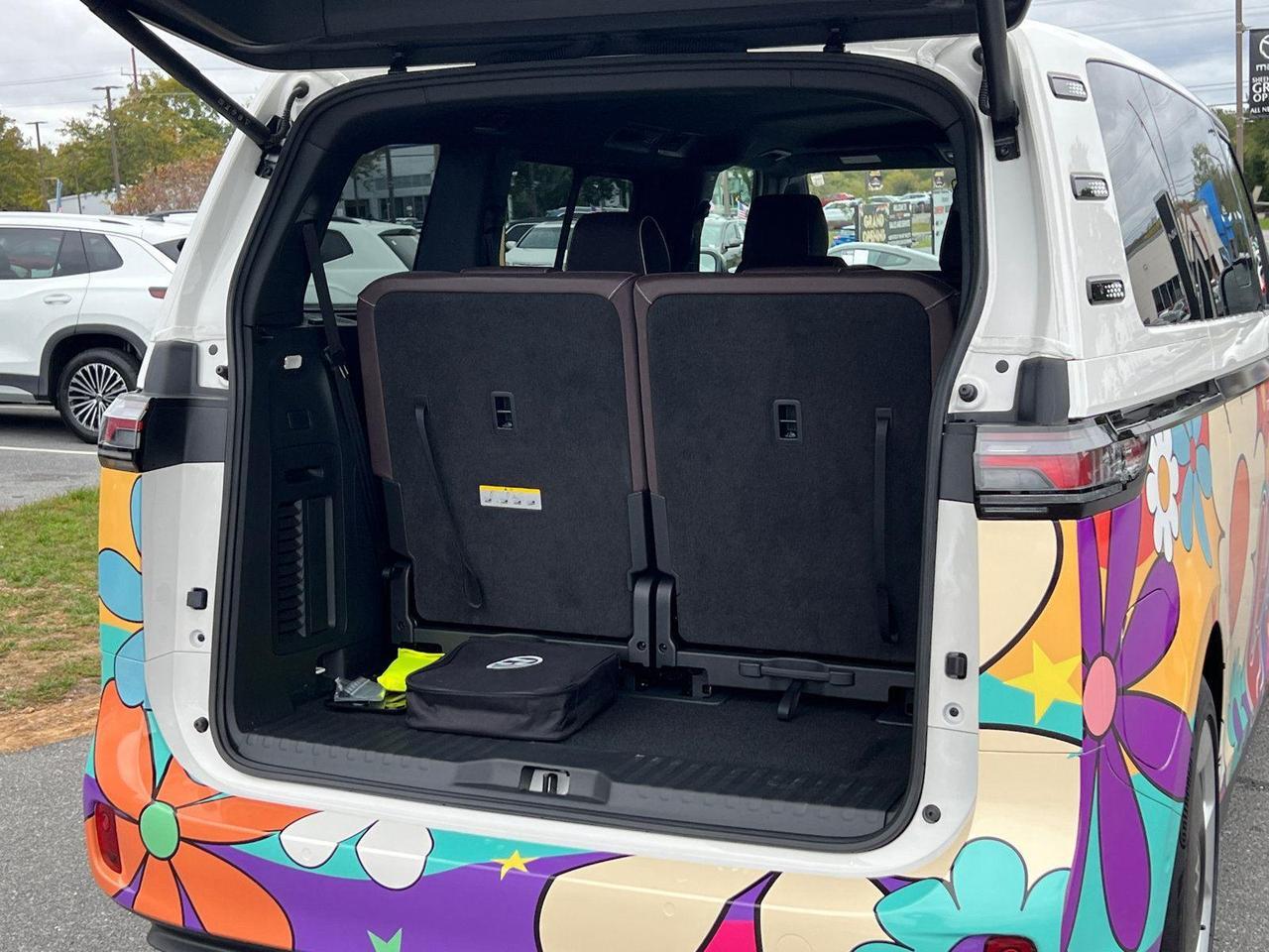 2025 Volkswagen ID. Buzz Pro S Hagerstown MD