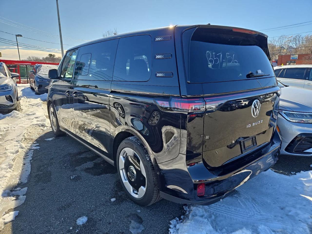 2025 Volkswagen ID. Buzz Pro S Medford MA