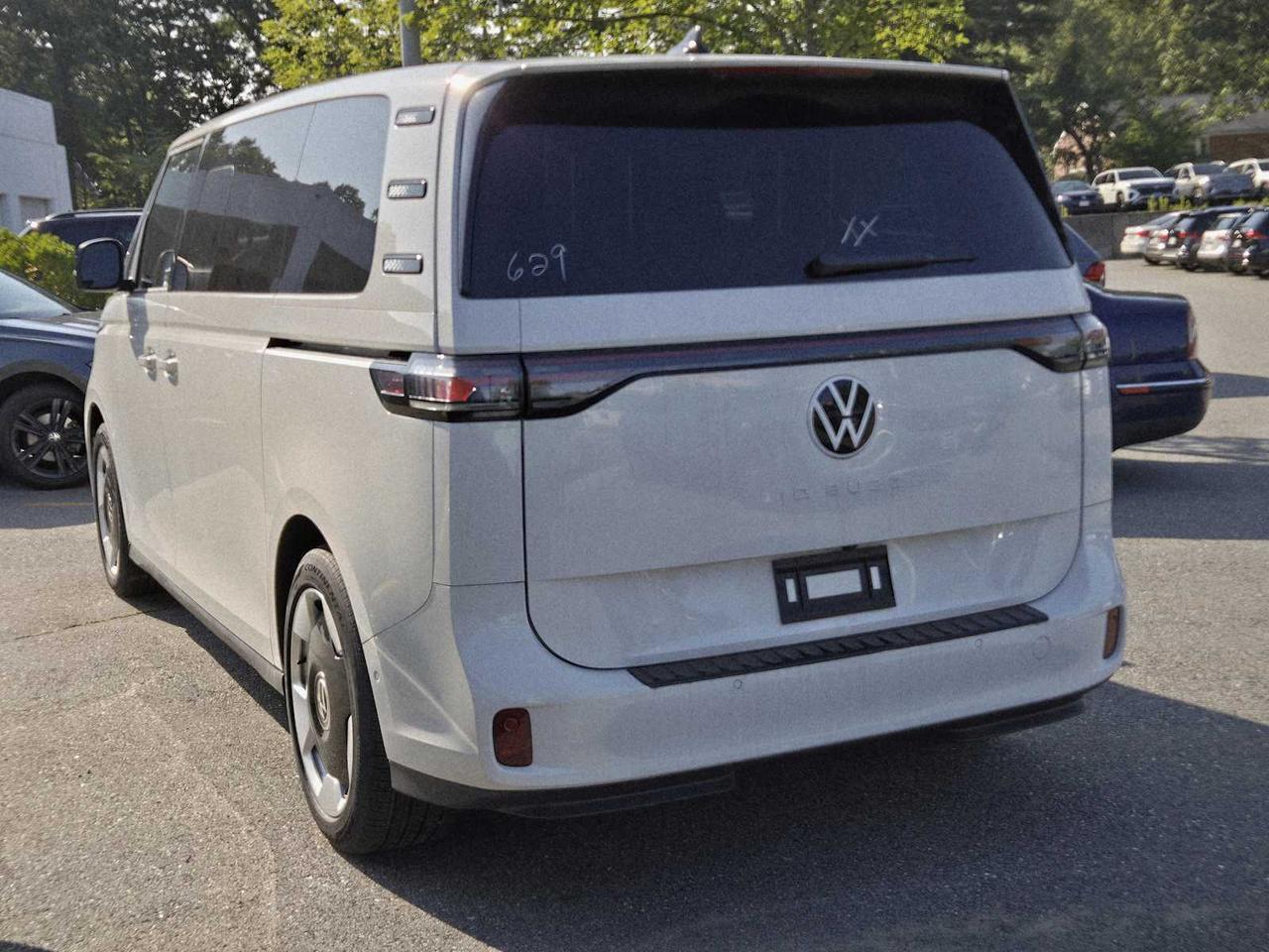 2025 Volkswagen ID. Buzz Pro S Wellesley MA