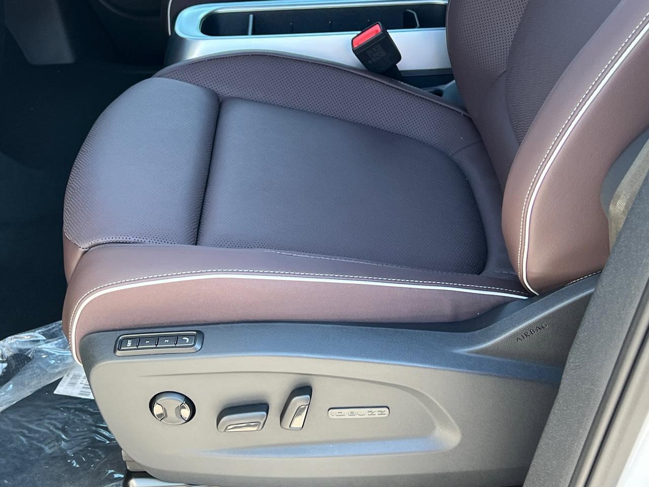 2025 Volkswagen ID. Buzz Pro S Hagerstown MD