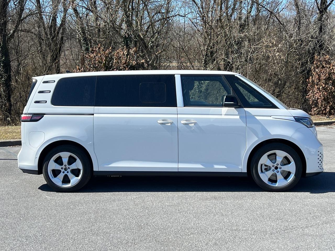 2025 Volkswagen ID. Buzz Pro S Hagerstown MD