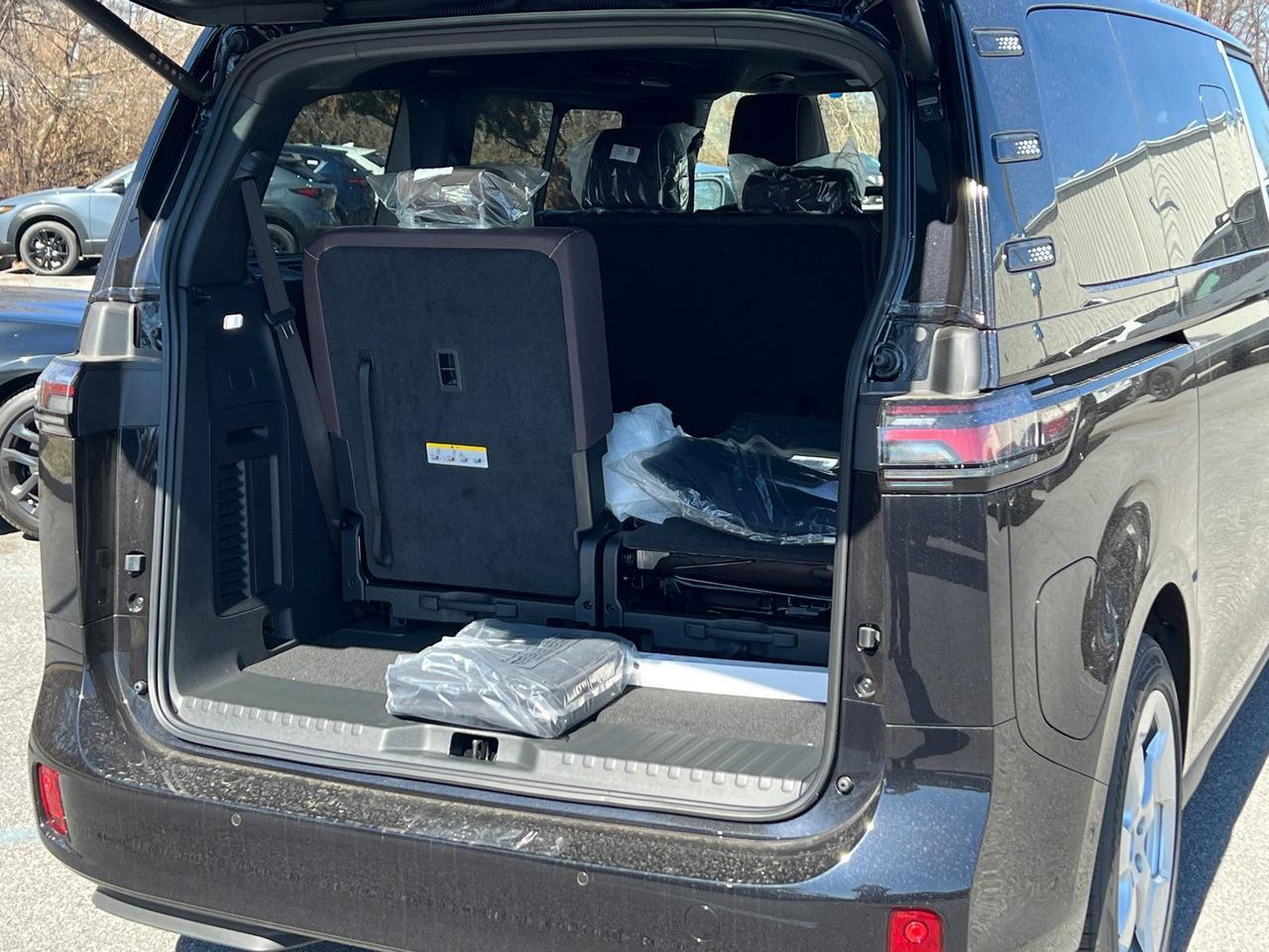 2025 Volkswagen ID. Buzz Pro S Hagerstown MD