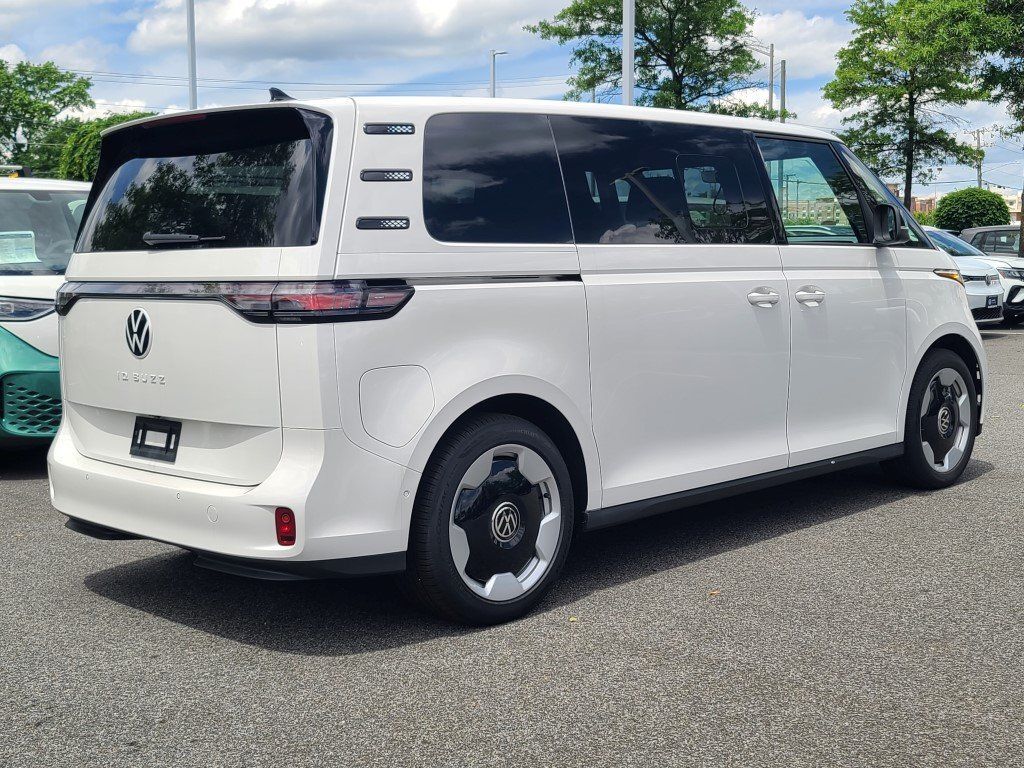 2025 Volkswagen ID. Buzz Pro S Springfield VA