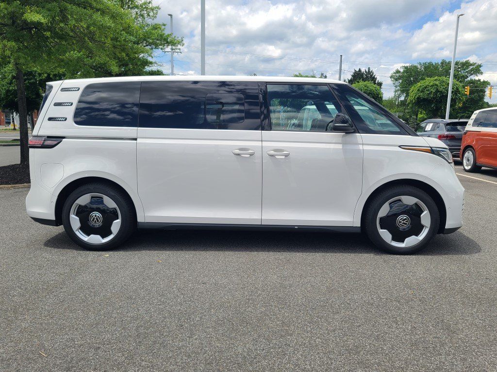 2025 Volkswagen ID. Buzz Pro S Springfield VA