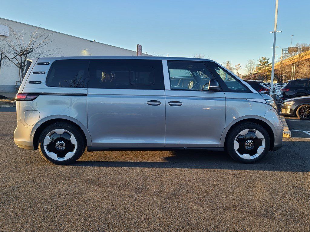 2025 Volkswagen ID. Buzz Pro S Springfield VA