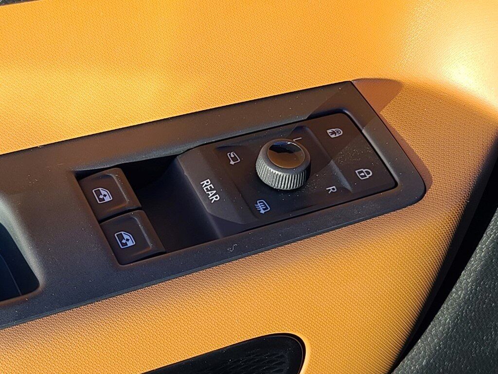 2025 Volkswagen ID. Buzz Pro S Springfield VA