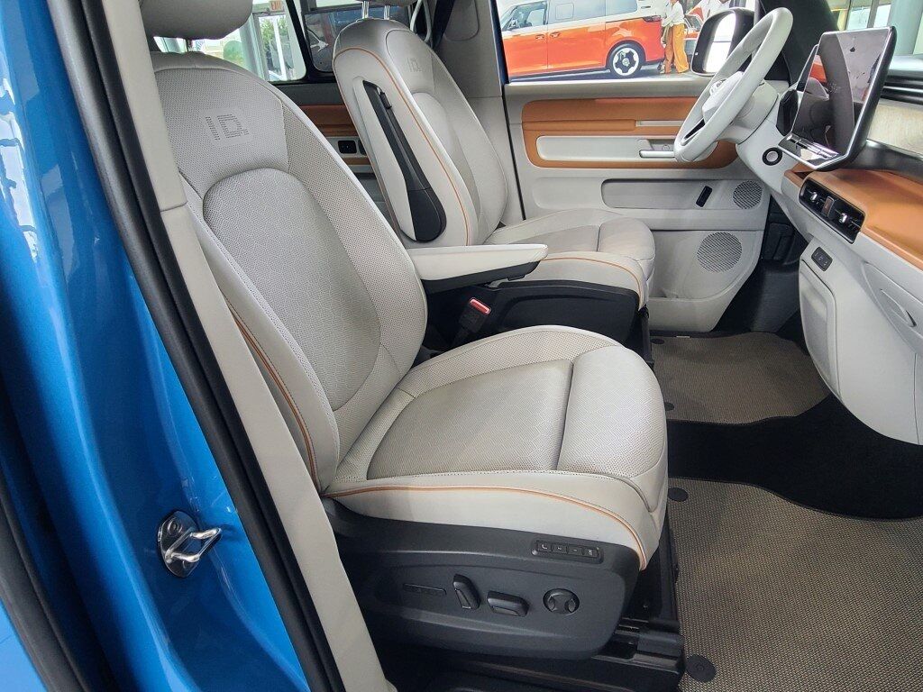 2025 Volkswagen ID. Buzz Springfield VA