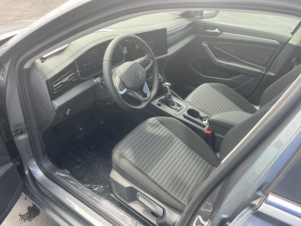 2025 Volkswagen Jetta 1.5T S Green Bay WI