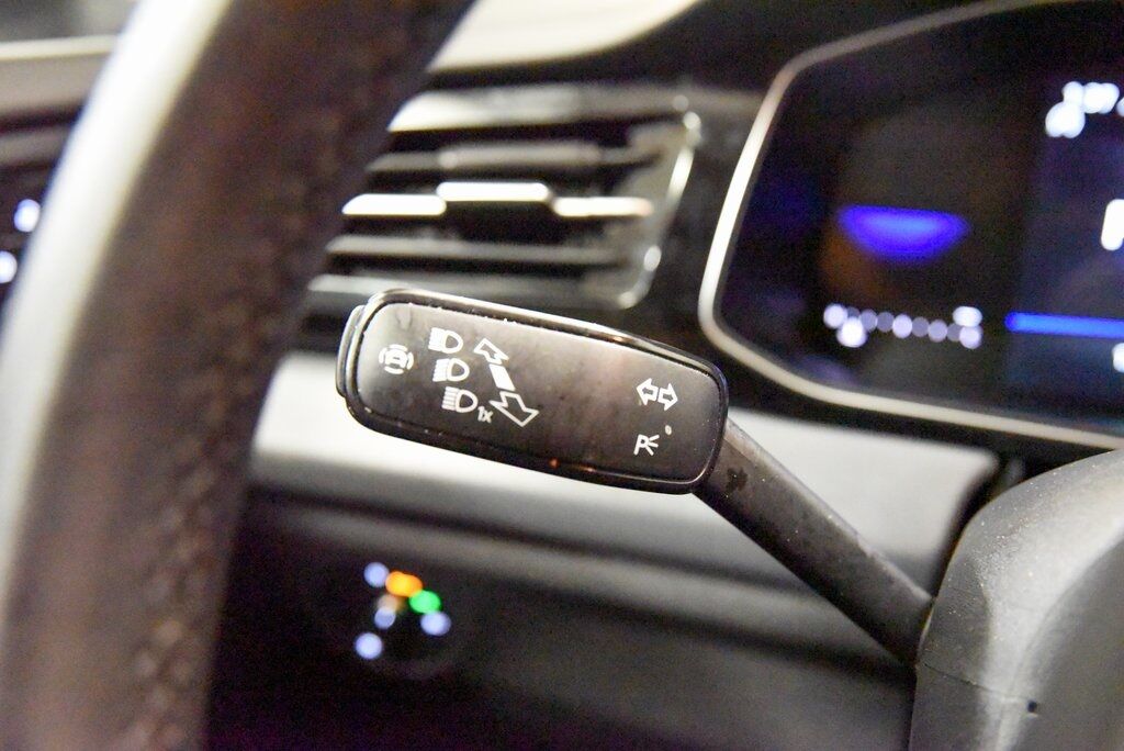 2025 Volkswagen Jetta 1.5T SE Akron OH