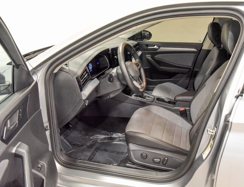 2025 Volkswagen Jetta 1.5T SE Akron OH