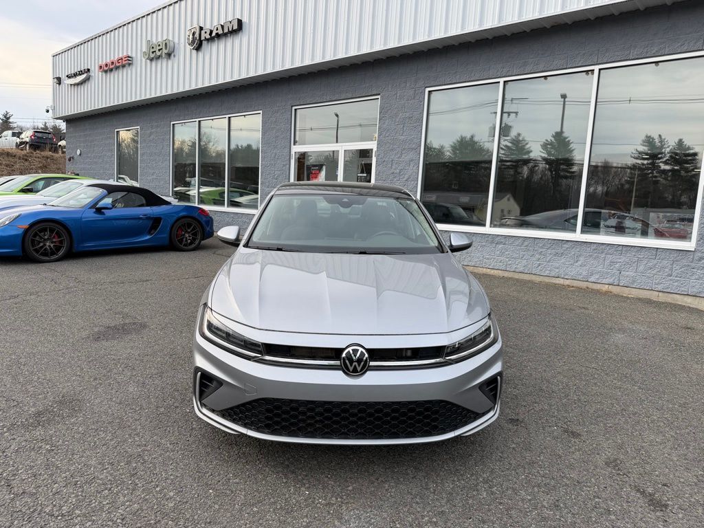 2025 Volkswagen Jetta 1.5T SE Orange MA