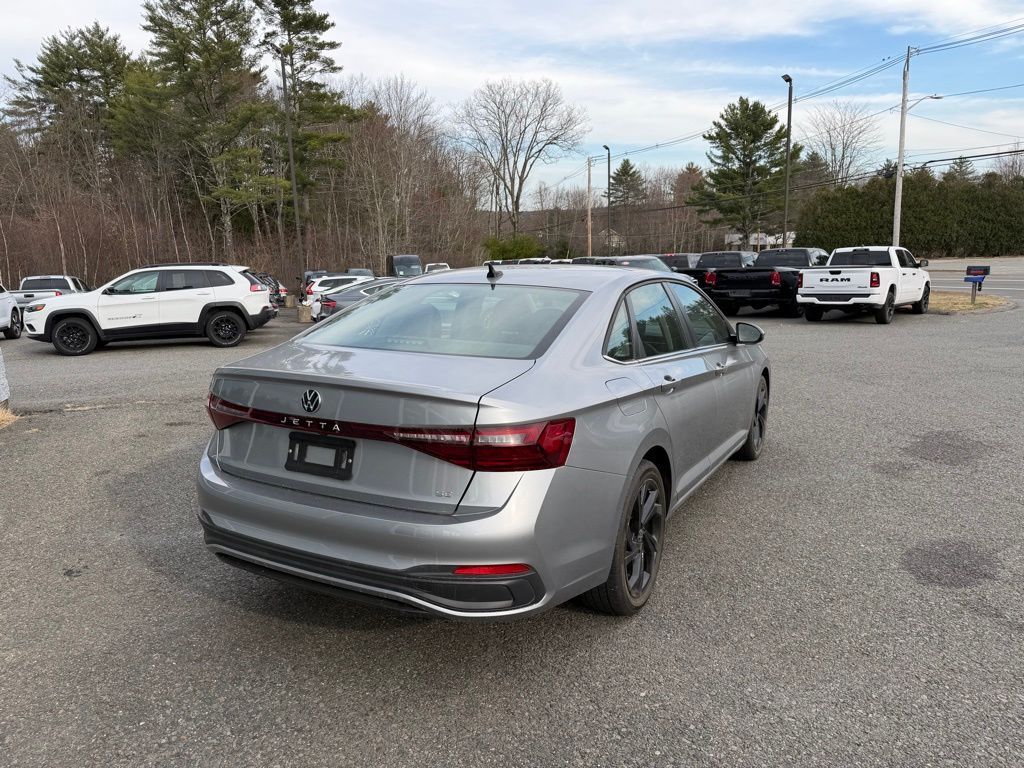 2025 Volkswagen Jetta 1.5T SE Orange MA
