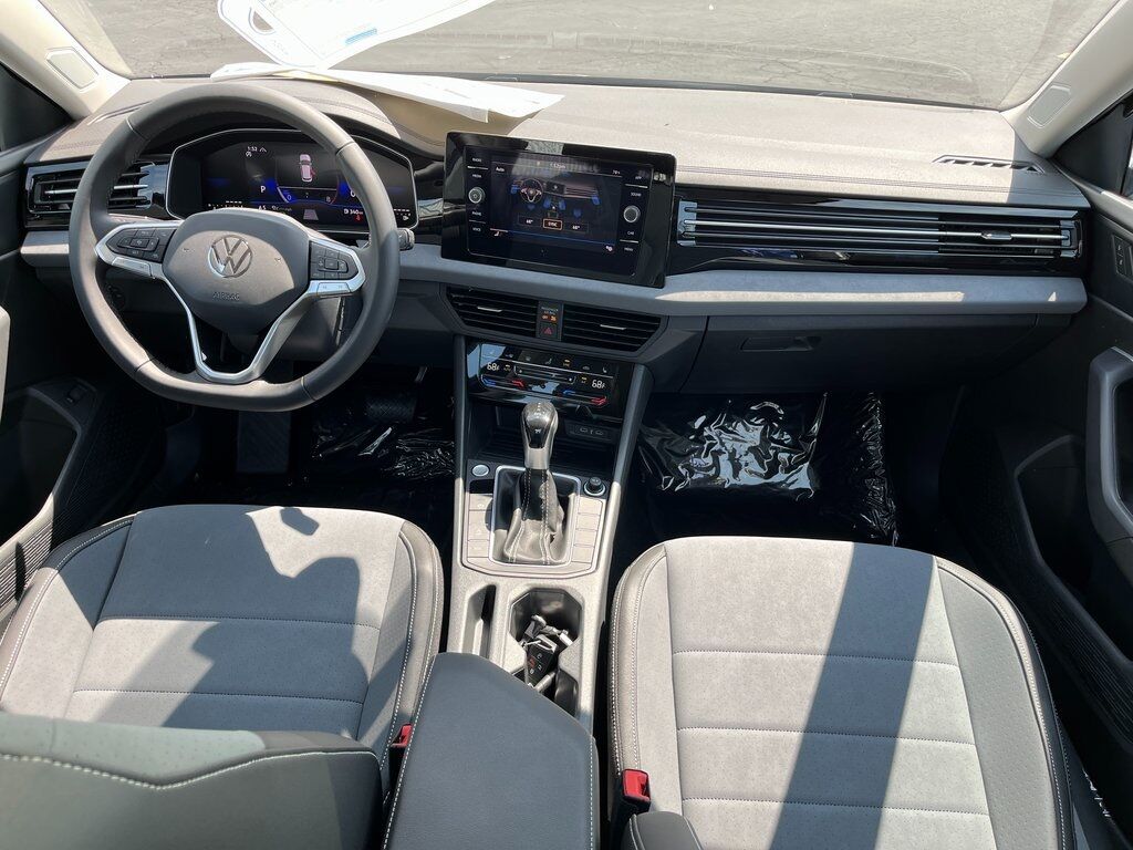 2025 Volkswagen Jetta 1.5T SE Green Bay WI