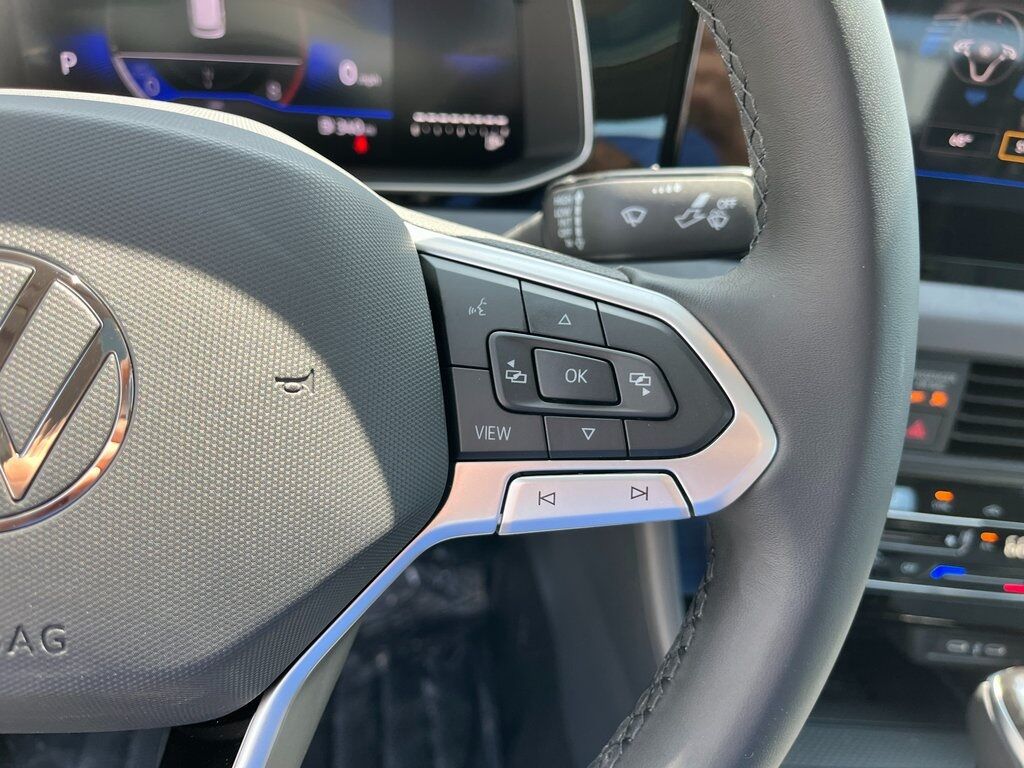 2025 Volkswagen Jetta 1.5T SE Green Bay WI