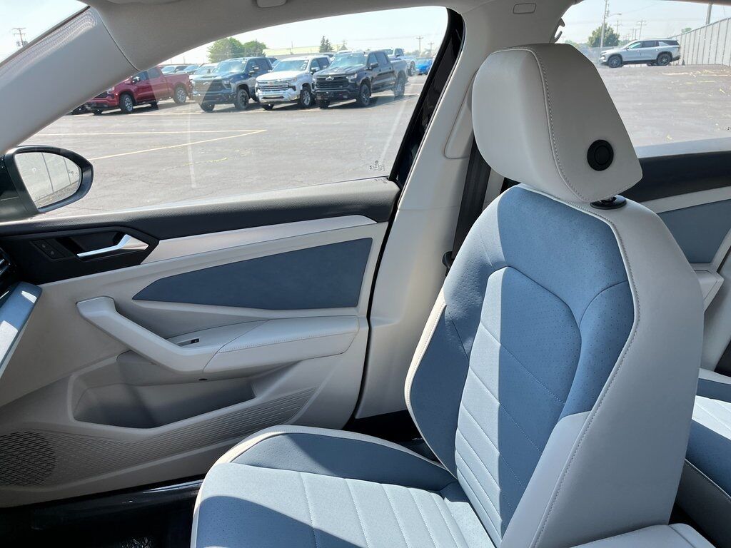 2025 Volkswagen Jetta 1.5T SE Green Bay WI