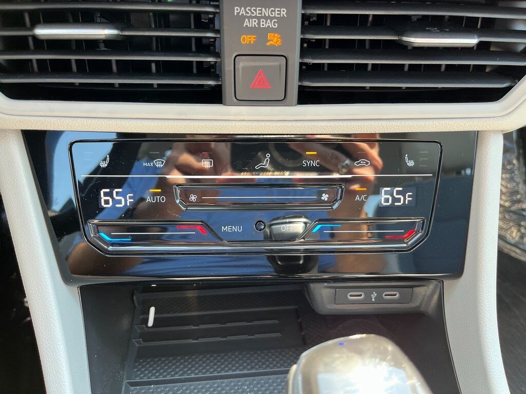 2025 Volkswagen Jetta 1.5T SE Green Bay WI