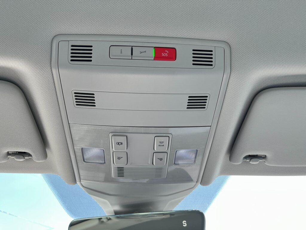 2025 Volkswagen Jetta 1.5T SE Green Bay WI