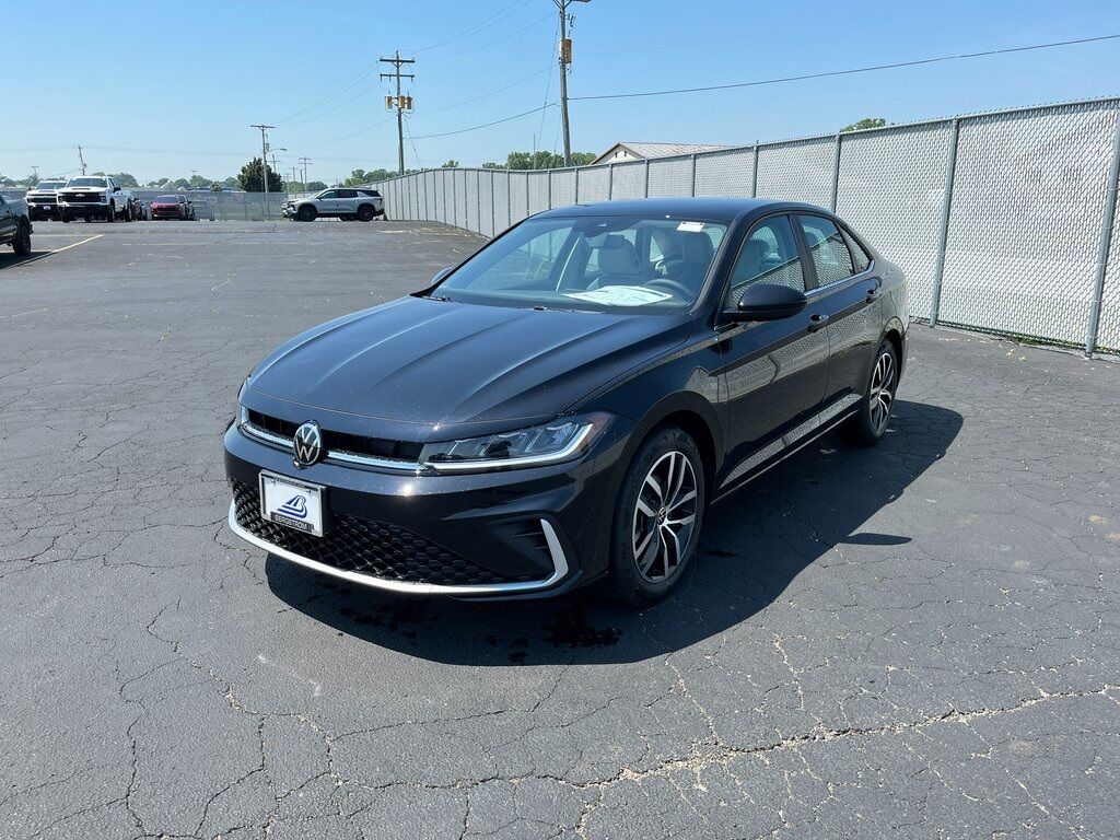 2025 Volkswagen Jetta 1.5T SE Green Bay WI