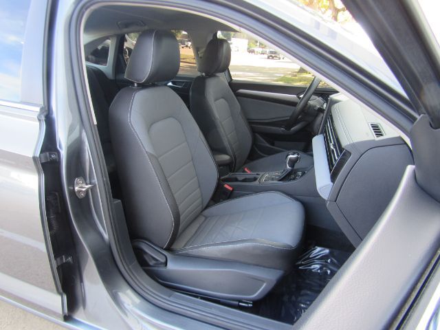 2025 Volkswagen Jetta 1.5T SE Plano TX