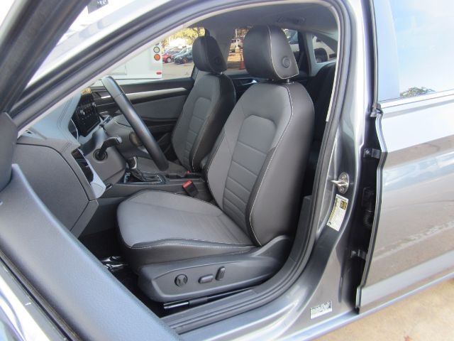 2025 Volkswagen Jetta 1.5T SE Plano TX