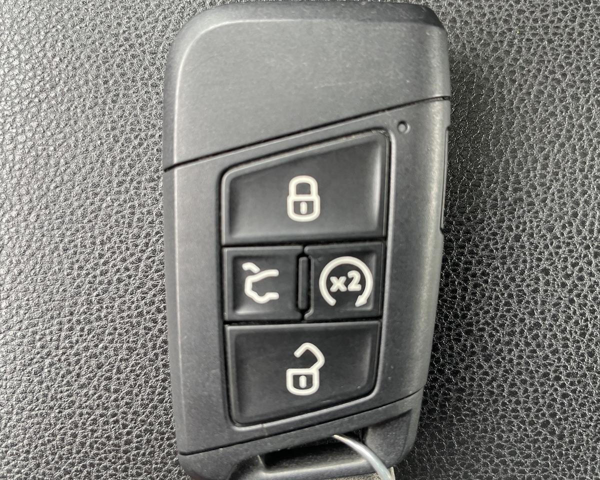 2025 Volkswagen Jetta 1.5T SE Sedan 4D Port Orchard WA