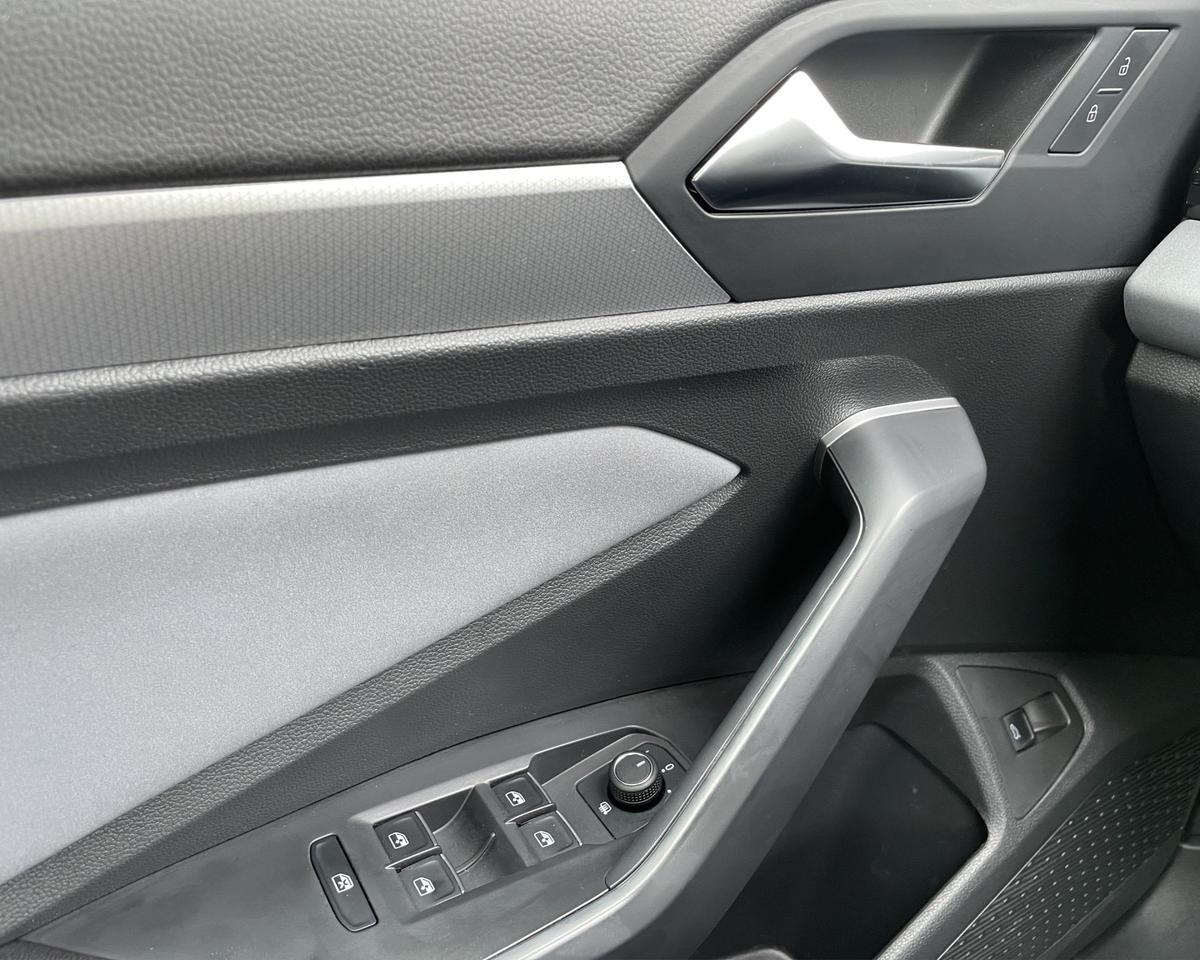 2025 Volkswagen Jetta 1.5T SE Sedan 4D Port Orchard WA